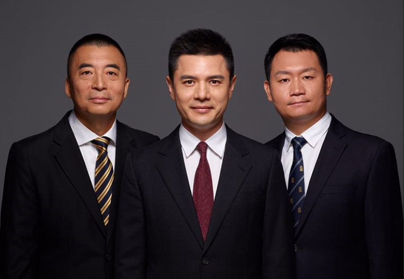 从左至右依次为汪之雄、赵普、王雷